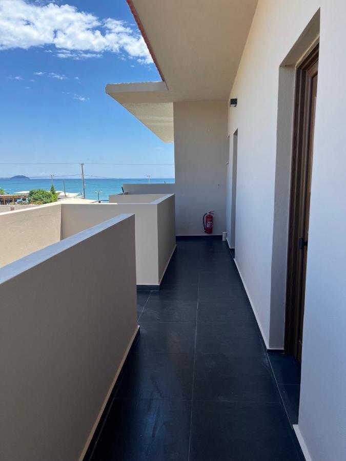 Seaside Living Rooms 拉加纳斯 外观 照片